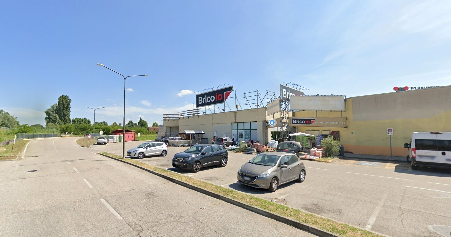 Negozio Via Scavazza, 1769, Giacciano con Baruchella - foto 2