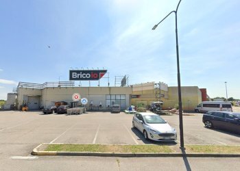 Negozio Via Scavazza, 1769, Giacciano con Baruchella - foto 1