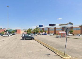 Negozio Via Scavazza, 1769, Giacciano con Baruchella - foto 3