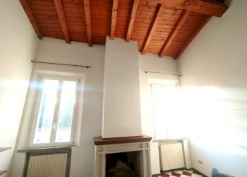 Bilocale VIA D'AZEGLIO, 76, Bologna (zona Centro Storico) - foto 2