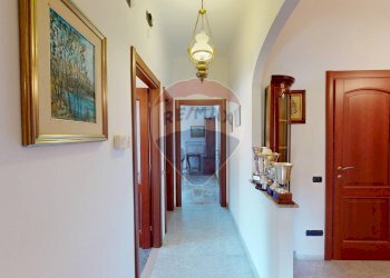 Two-room apartment Via Lodi, 133
Molassana, Genova (neighborhood Molassana) - photo 1
