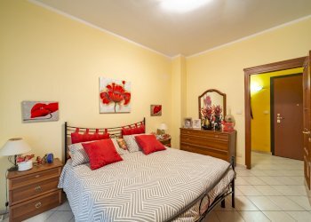 Three-room apartment Via Monsignor Alfonso Maria Riberi, Cuneo - photo 1