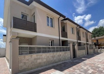 Foto 1 - Villa a Schiera via marittima
 
snc, Frosinone - foto 1