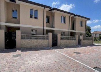 Foto 2 - Villa a Schiera via marittima
 
snc, Frosinone - foto 2