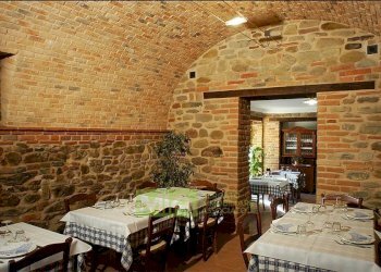 Foto 9 - Attività Commerciale Piane Vecchie
 
1, Comunanza - foto 9