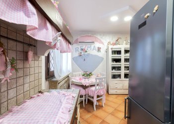 Cucina - Villa Bifamiliare Via Giuseppe Todeschini, Roma - foto 7