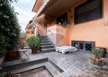 Scale - Villa Bifamiliare Via Giuseppe Todeschini, Roma - foto 22