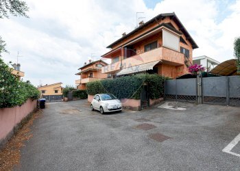 Casa all\'aperto - Villa Bifamiliare Via Giuseppe Todeschini, Roma - foto 23