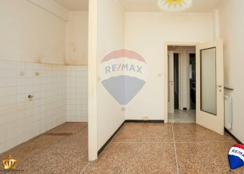 Stanza vuota - Appartamento Via Piacenza
 
170B, Genova - foto 44