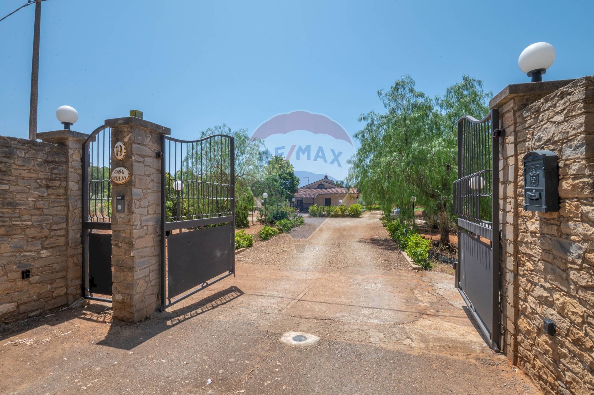 Terrazza - Villa Via Federico Ozanam
19, Caltagirone - foto 2