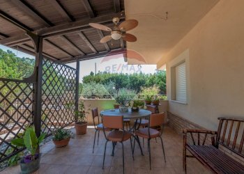 Terrazza - Villa Via Federico Ozanam
 
19, Caltagirone - foto 4