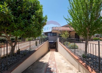 Terrazza - Villa Via Federico Ozanam
 
19, Caltagirone - foto 28