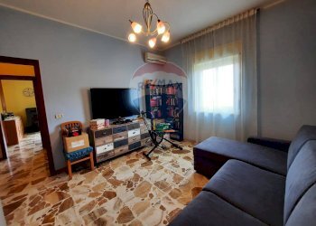 Soggiorno - Casa semi indipendente Via Iacopo da Lentini
 
22, Mascalucia - foto 6