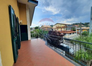 Balcone - Casa semi indipendente Via Iacopo da Lentini
 
22, Mascalucia - foto 1