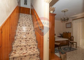 Scale - Casa semi indipendente Via Altobasso Acquanova
 
23, Caltagirone - foto 17