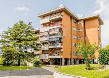 Edificio all\'aperto - Four-room apartment Via Fulda
 
115, Roma - photo 2