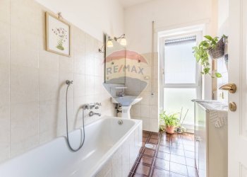 Bagno - Four-room apartment Via Fulda
 
115, Roma - photo 24