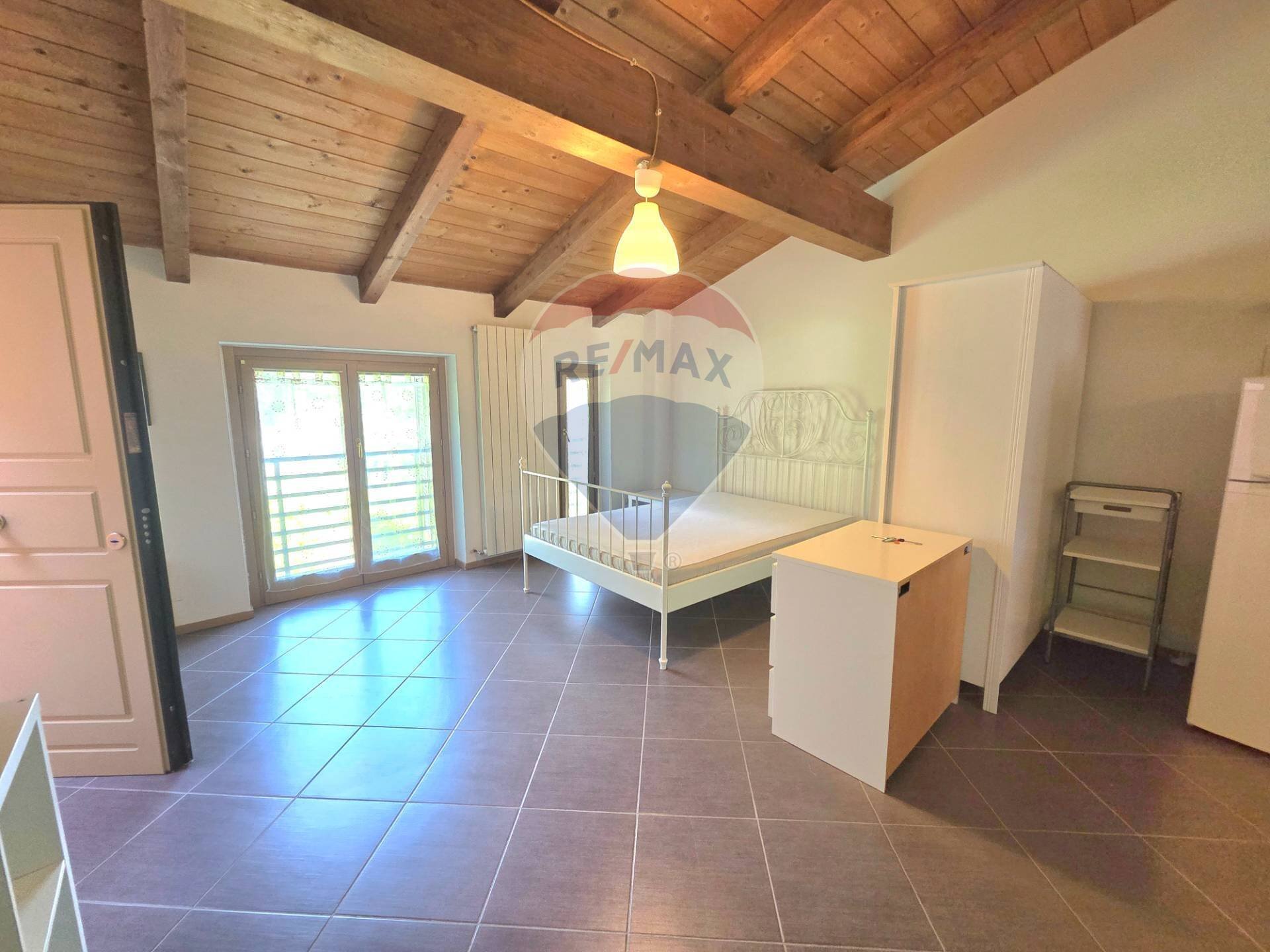 Camera / camera da letto - One-room apartment via ascione
 
2169, Terranuova Bracciolini - photo 3
