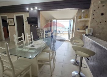 Sala da pranzo - Attico VIA SPIAGGIA
 
115, Mascali - foto 1