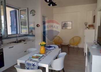 Sala da pranzo - Villa Via Carrata
 
45, Mascali - foto 9