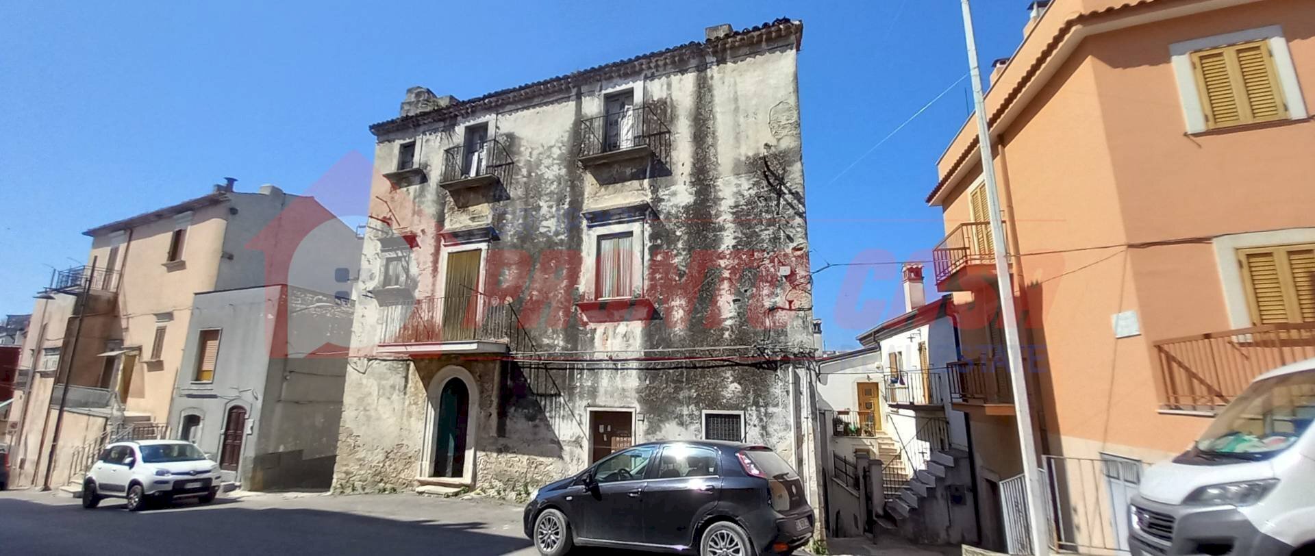 Foto 2 - Stabile - Palazzo Corso Madonna del Carmine
 
107, Vico del Gargano - foto 2