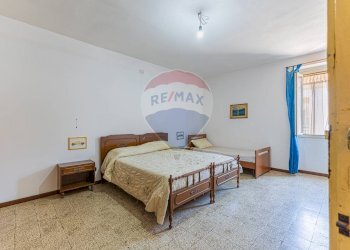 Camera / camera da letto - Quadrilocale Via Alessandro Volta
 
22, Usini - foto 34