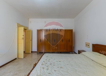 Camera / camera da letto - Quadrilocale Via Alessandro Volta
 
22, Usini - foto 37