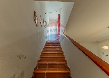 Scale - Quadrilocale Via Alessandro Volta
 
22, Usini - foto 38