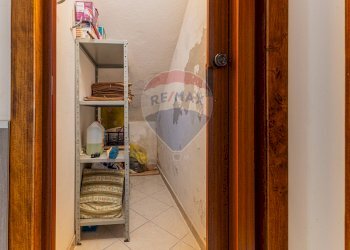 Hall / corridoio - Quadrilocale Via Alessandro Volta
 
22, Usini - foto 41