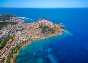 Vista dell\'acqua - Trilocale Via Federico D'Arborea
 
S.N.C., Castelsardo - foto 1