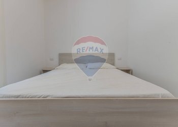 Camera / camera da letto - Trilocale Via Federico D'Arborea
 
S.N.C., Castelsardo - foto 25