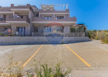 Edificio all\'aperto - Trilocale Via Federico D'Arborea
 
S.N.C., Castelsardo - foto 33