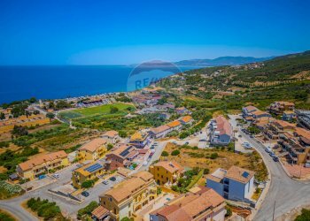 Vista dell\'acqua - Trilocale Via Federico D'Arborea
 
S.N.C., Castelsardo - foto 34