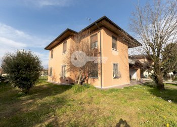 Foto 4 - Semi-detached house Via Redipuglia
 
8, Leno - photo 4