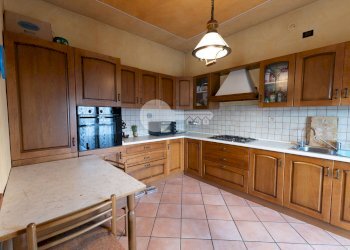 Foto 6 - Semi-detached house Via Redipuglia
 
8, Leno - photo 6