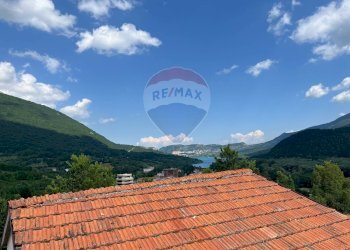 Vista delle montagne - Casa indipendente Via Castello
 
snc, Villetta Barrea - foto 9