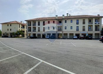 Edificio all\'aperto - Locale Commerciale Corte Della Seta
1, Sernaglia della Battaglia - foto 5