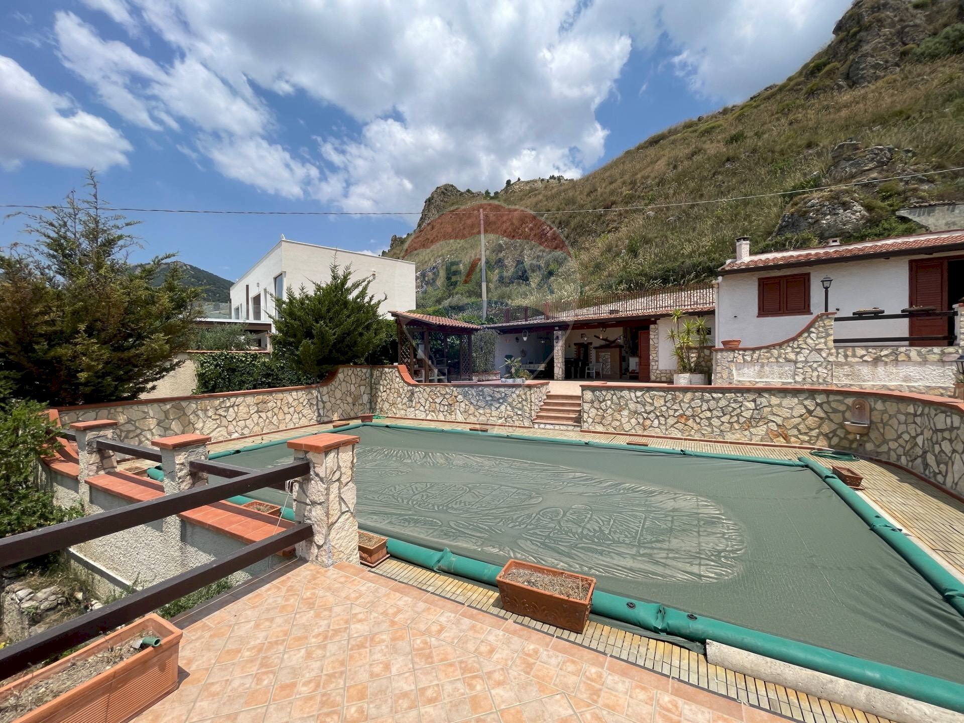 Piscina - Villa Contrada San Matteo
 
SNC, Bivona - foto 2