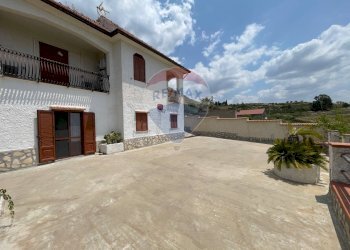 Casa all\'aperto - Villa Contrada San Matteo
 
SNC, Bivona - foto 5