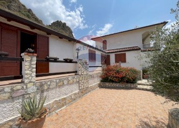 Terrazza - Villa Contrada San Matteo
 
SNC, Bivona - foto 7