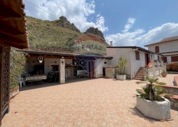 Terrazza - Villa Contrada San Matteo
 
SNC, Bivona - foto 16