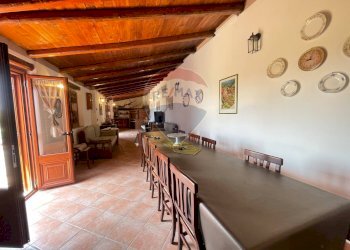 Sala da pranzo - Villa Contrada San Matteo
 
SNC, Bivona - foto 21