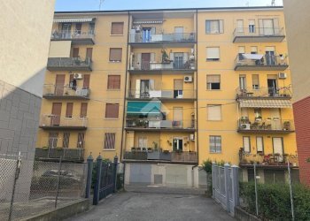 Box Via Ermanno Galeotti, Bologna (zona San Donato) - foto 1