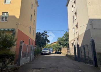 Box Via Ermanno Galeotti, Bologna (zona San Donato) - foto 2