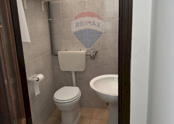 Bagno - Locale Commerciale Via Suor Marcella Arosio
15, Triggiano - foto 12