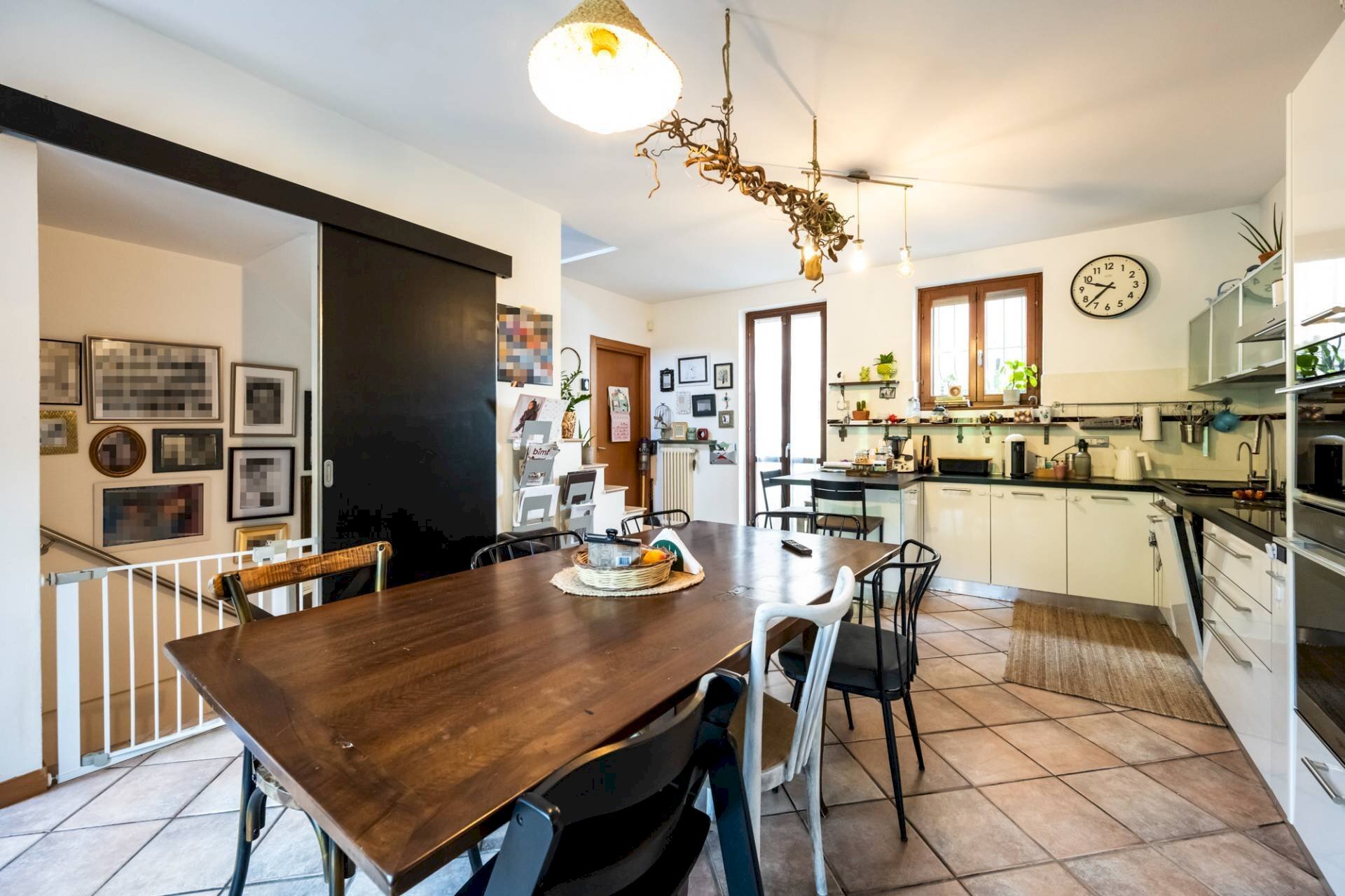 Foto 1 - Villa a Schiera via 4 novembre
 
19B, Cittiglio - foto 1