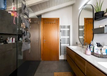 Foto 16 - Villa a Schiera via 4 novembre
 
19B, Cittiglio - foto 16