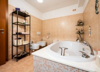 Foto 34 - Villa a Schiera via 4 novembre
 
19B, Cittiglio - foto 34