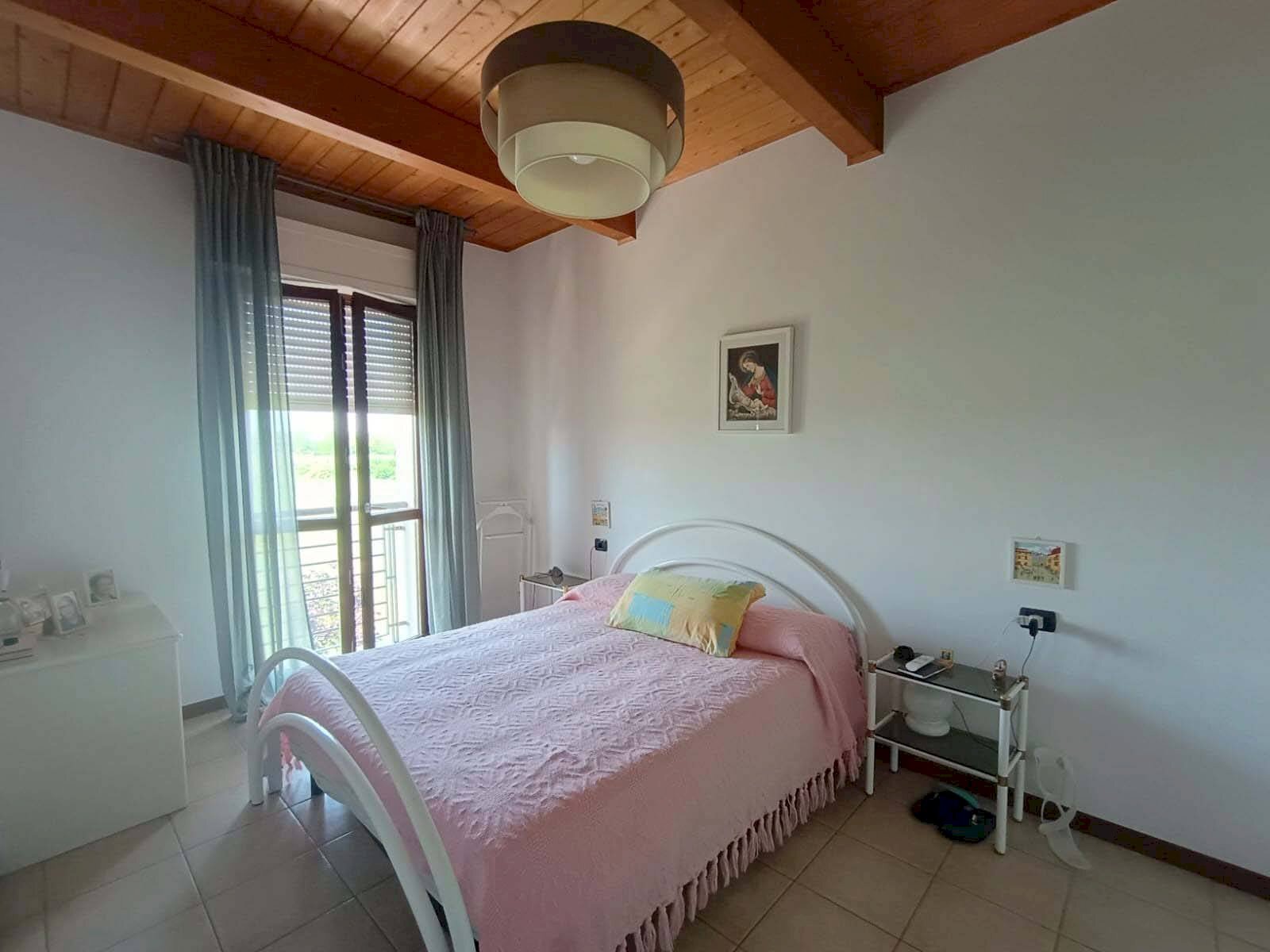 Foto 1 - Trilocale XXVIII
 
10, Fano - foto 1