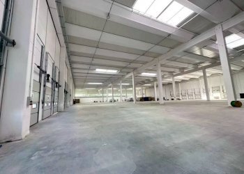 Interno non residenziale - Capannone via Luigi Einaudi, Volla - foto 5